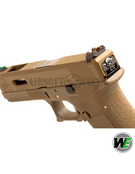 we17-v2-custom-metal-version-tan-detail-closeup