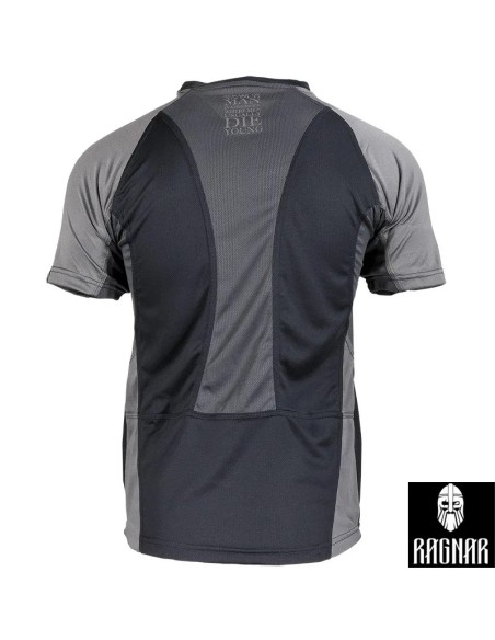 camiseta-loki-coyote-modelo-usada-pareja-joven