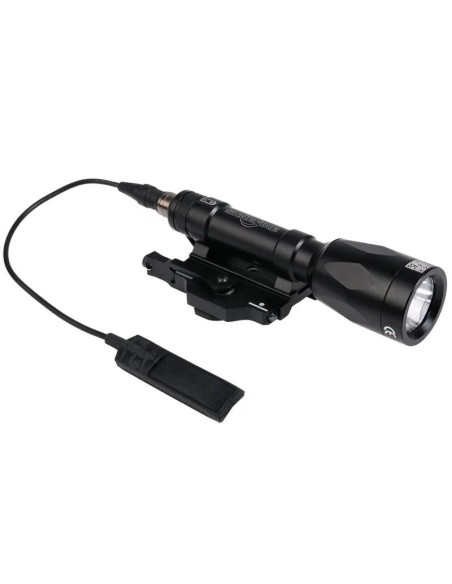linterna-tactica-m600p-630-lumens-tan-element-usos-exteriores