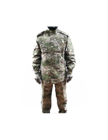 Uniforme completo estilo multicam
