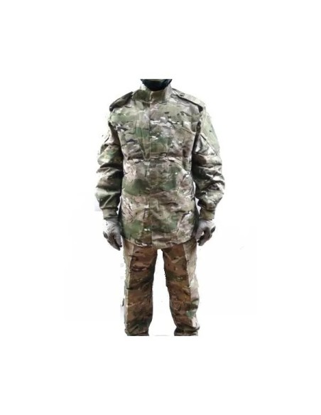 Uniforme completo estilo multicam