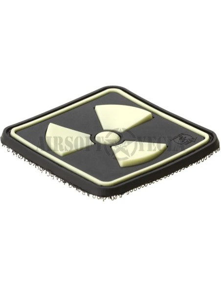 parche-de-goma-radioactive-glow-back-aplicado