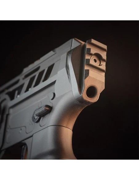 heretic-labs-article-ii-black-detailed-closeup