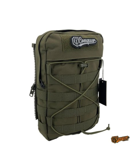 conquer-molle-backpack-mcbk-close-up-straps