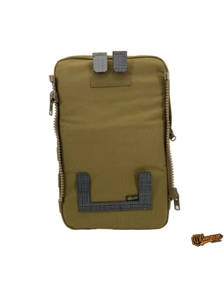 conquer-mt-zip-backpack-rg-storage-capacity