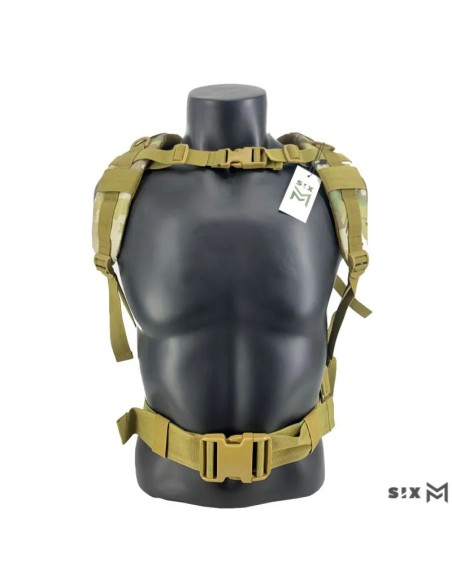 mochila-sixmm-45l-mc-uso-exterior