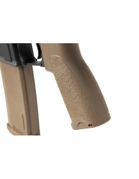 specna-arms-rra-sa-e13-edge-half-tan-carbine-detail-grip