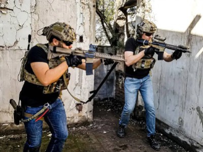 Conoce de manera sencilla las tácticas de combates Airsoft en espacios cerrados